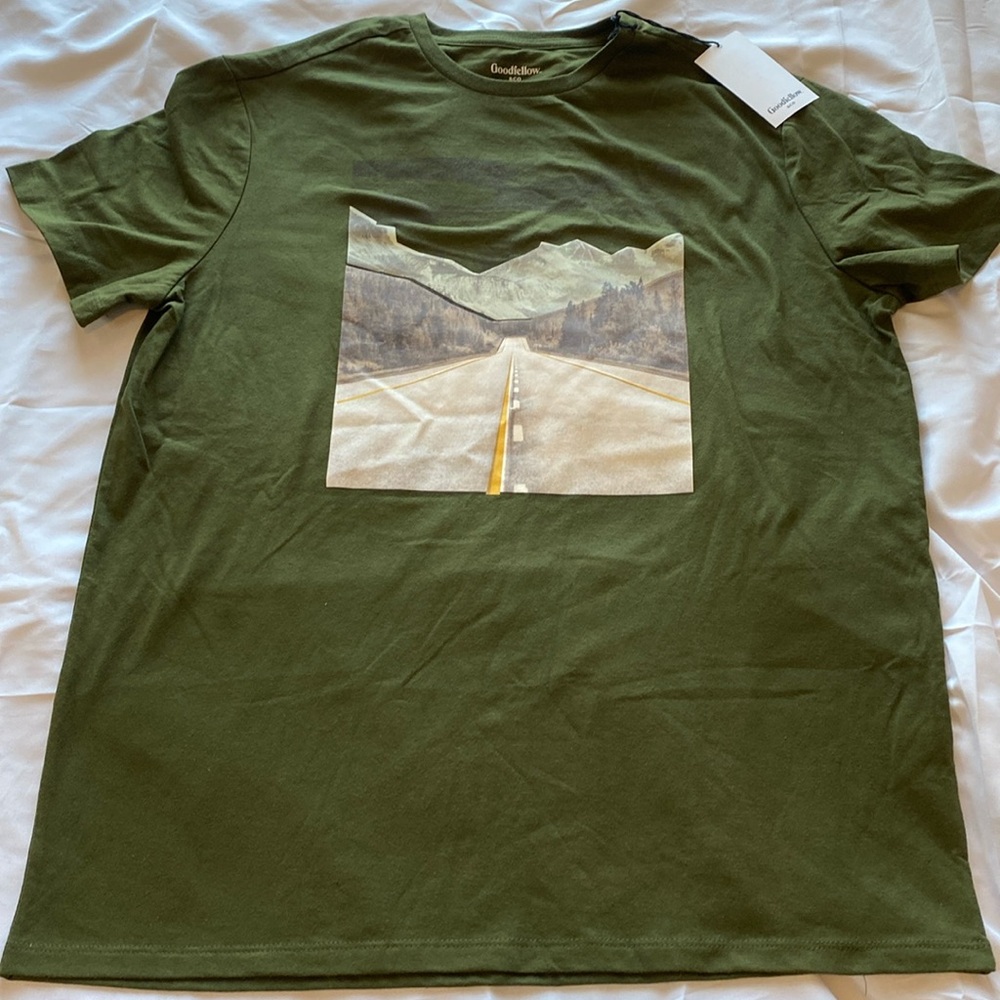 Goodfellow & Co Wanderlust T-Shirt sz Large NWT